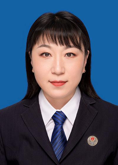 尹静